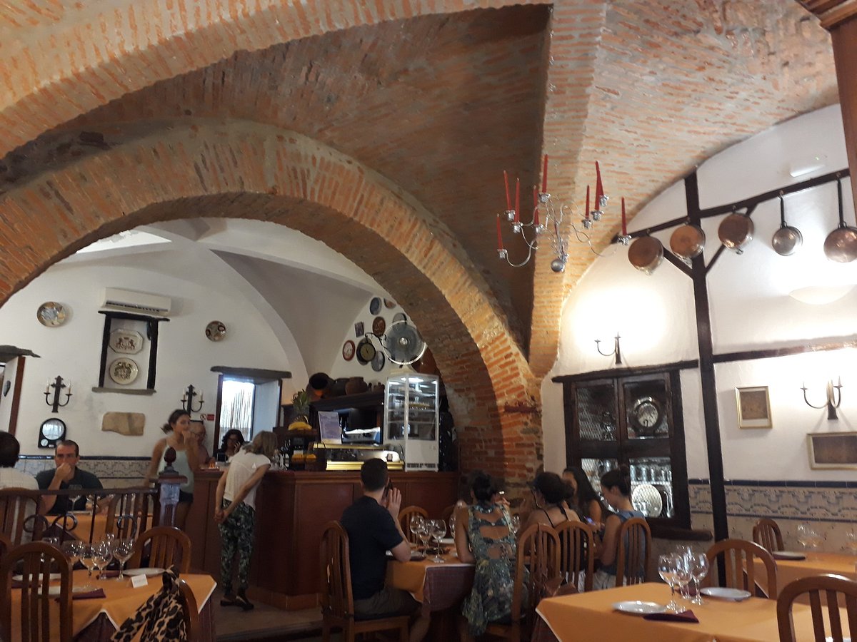 B´Entre Vinhos - Estremoz